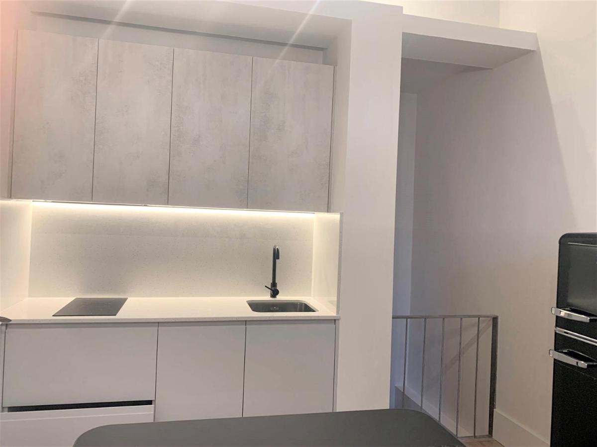 Apartamento Duplex Planta Baja Con Aparcamiento Gratuito En Palacio De Mijares Apartment Llanes Exterior photo